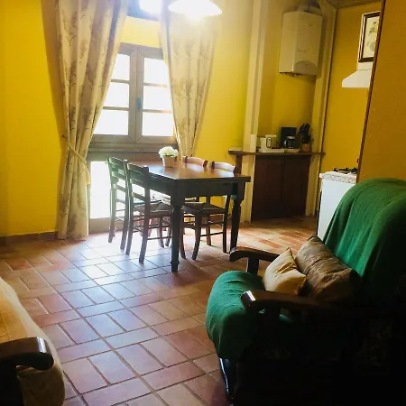 Farm stay Tre Madonne Monteriggioni