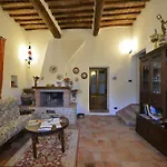 Tre Madonne Фермерский дом Монтериджиони