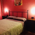 Tre Madonne Монтериджиони